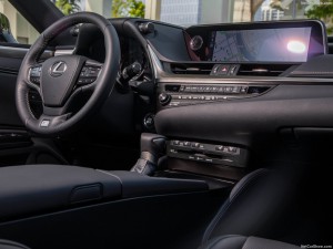 Lexus ES300h interieur